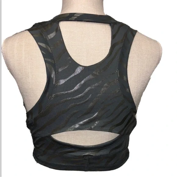 Tahari sport half zip sport bra coated zebra new with tags - Picture 4 of 7